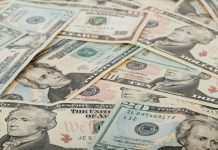 НБУ підняв офіційний курс долара до максимуму за 9 місяців