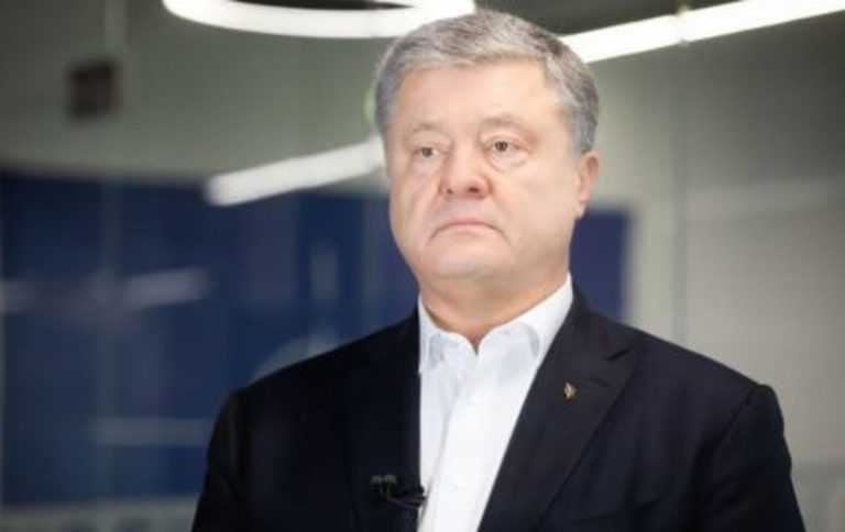 “Інтереси держави понад усе”: Порошенко закликав до єдності заради України
