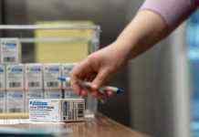 Регулятор в США попередив про рідкісний ризик кровотечі від вакцини J&J