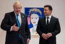 Зеленський і Джонсон обговорили можливі кроки щодо деескалації на кордоні України