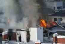 Пожежа в будівлі парламенту ПАР: поліція затримала одну людину