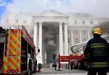 Пожежа в парламенті ПАР: підозрюваний у підпалі постане перед судом