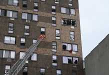 Пожежа в Нью-Йорку забрала життя 19 людей, серед них діти