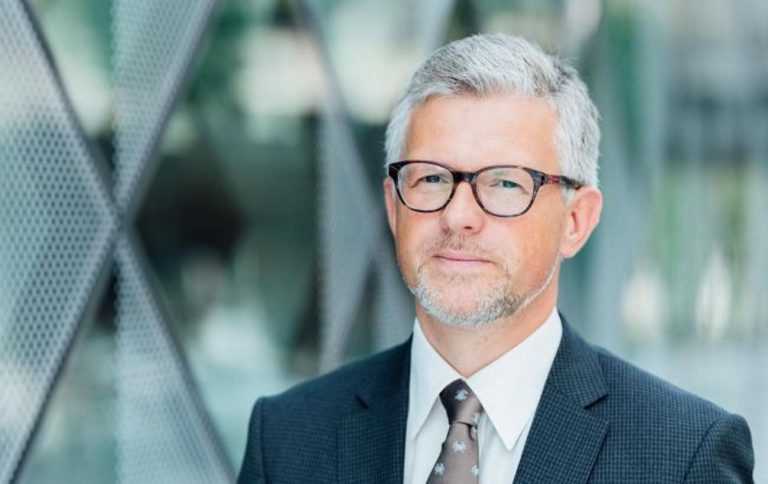 Україна закликала Німеччину виділити хоча б бронежилети. Берлін заявив, що розгорне госпіталь