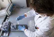 На Кіпрі виявили гібрид штамів коронавірусу “Дельта” і “Омікрон”