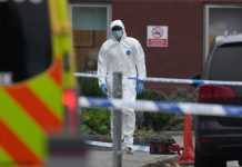 У лікарні Лондона на допомогу медикам відправили військових