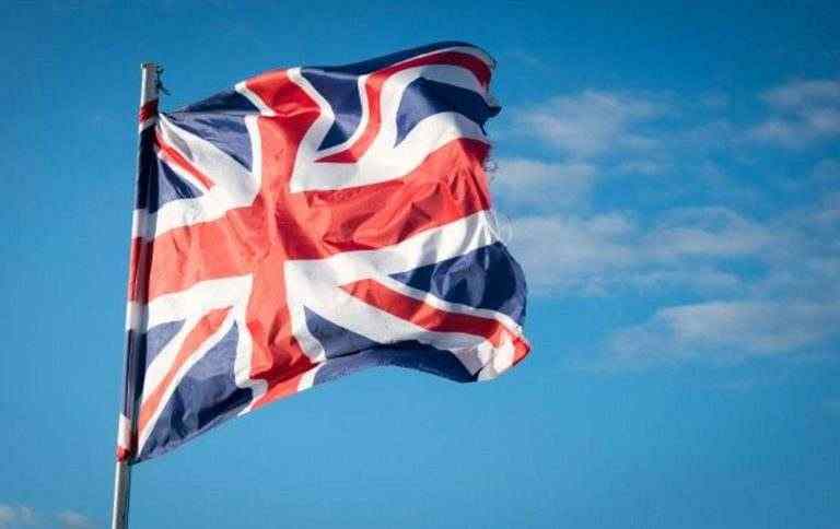 Британія оновила рекомендації щодо поїздок в Україну на тлі загрози вторгнення Росії