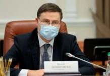 “Вони будуть масштабними”: у ЄС розповіли про санкції проти Росії