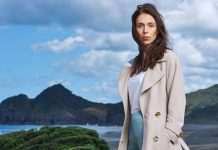 Прем’єр-міністр Нової Зеландії скасувала своє весілля через нові COVID-обмеження