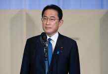 США погодилися обмежити вихід військових з баз в Японії через COVID