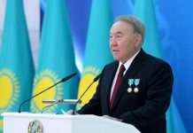 У Назарбаєва спростували втечу з Казахстану, він знаходиться в столиці