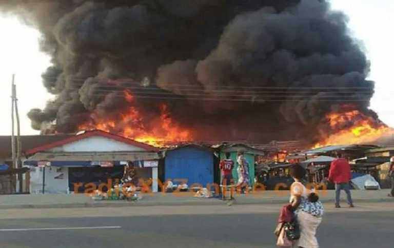 У Гані вибухнула вантажівка з вибухівкою: 13 людей загинули, десятки поранені