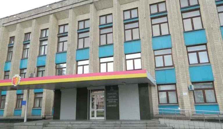 Шукають бажаючих допомагати: У Кам’янському розширюють раду з питань переселенців