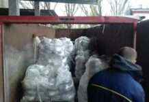 Общини Кам’янського району отримали продуктові набори для переселенців