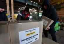 Гуманітарний штаб “Рятуємо життя” закупив вже 100 вагонів продуктів для українців