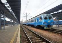 У Києві “прискорили” кільцеву електричку