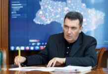 Данілов про обмін Медведчука: якщо буде, то із залученням третьої сторони