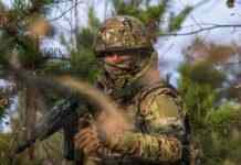 Українські морпіхи збили безпілотник окупантів, після чого поранили двох військових