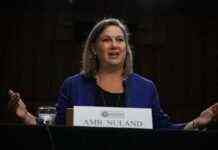 У Держдепі США допускають послаблення санкцій проти Росії після відходу її військ з України