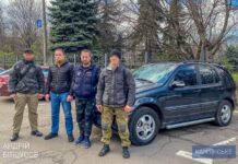 Мер Кам’янського Андрій Білоусов разом з депутатом Сергієм Миршавкою придбали автомобіль для війскових