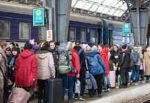 Укрзалізниця опублікувала графік евакуаційних рейсів на 22 квітня