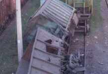 Три ворожі ракети потрапили в залізничну станцію на сході України, є постраждалі