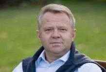 Братська могила та вбиті містяни на вулицях. Мер Бучі розповів про звірства окупантів