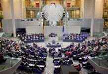 Бундестаг схвалив постачання німецьких важких озброєнь для України