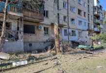 Внаслідок ранкового обстрілу Миколаєва є загиблий. У місті знову чути вибухи