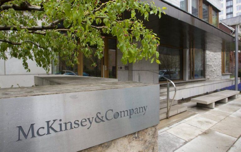 Американська компанія McKinsey одночасно працювала на Пентагон і “Ростех”, – NBC