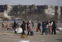 У Росії прозвітували про десятки “евакуйованих” з Маріуполя: ЗМІ “запилили” новий фейк