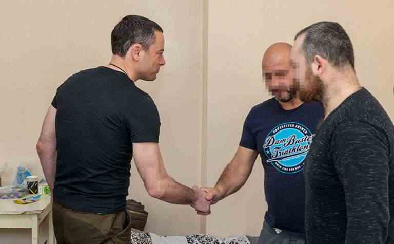 Мер Кам’янського відвідав поранених бійців