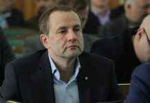 Безпечно виїхати з Херсона неможливо, – мер