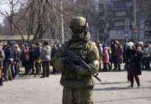 Окупанти у Херсонській області змушують підприємців отримувати “дозволи” на роботу, – розвідка