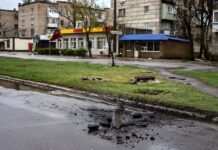 Поліція Луганської області евакуювала з Сєвєродонецька поранених мирних жителів