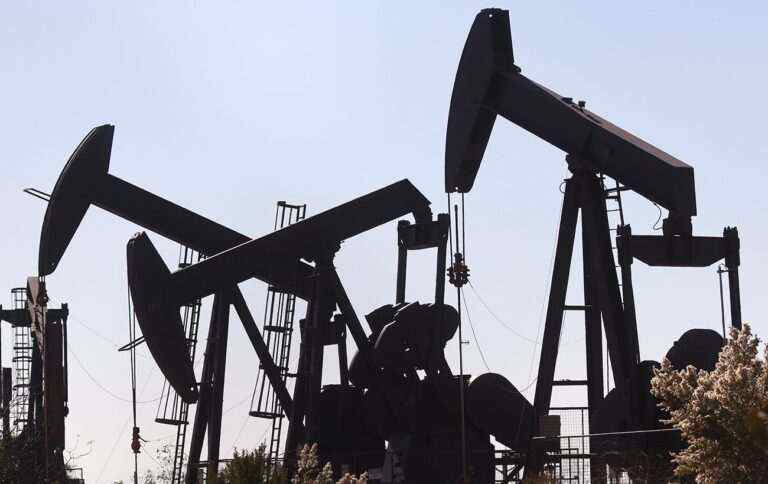 Нафта дорожчає напередодні саміту ЄС щодо санкцій проти Росії