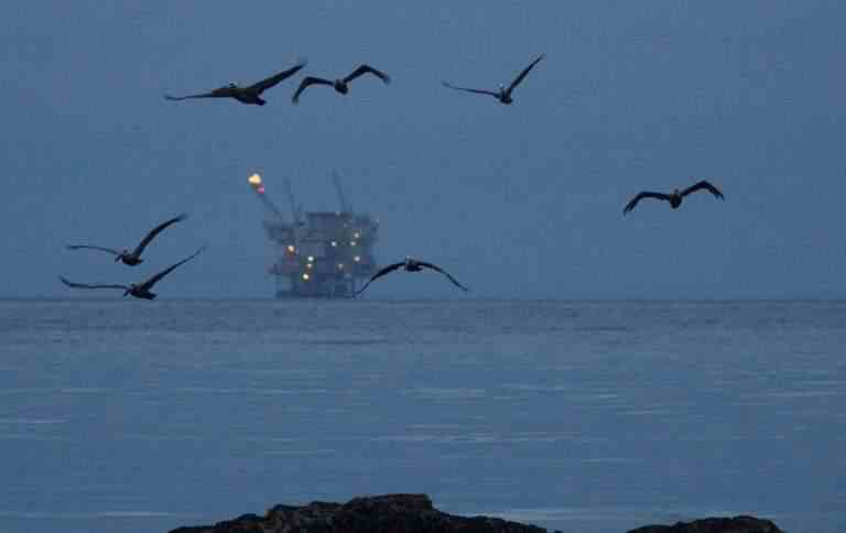 ЄС виключив заборону на доставку нафти з шостого пакету санкцій проти Росії, – FT