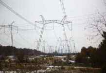 У Запорізькій області через ворожі обстріли знеструмлені 72 населені пункти