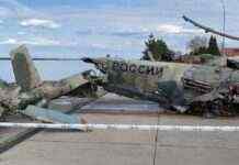 Виловили “крокодила”. Збитий ЗСУ російський гелікоптер дістали з Київського водосховища