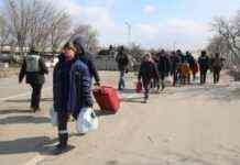 Через Токмак та Василівку. Мешканці Запорізької області можуть евакуюватись з колоною із Маріуполя