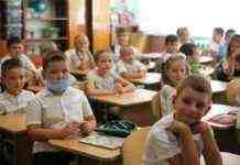 У МОН розповіли, коли прийматимуть документи першокласників цього року