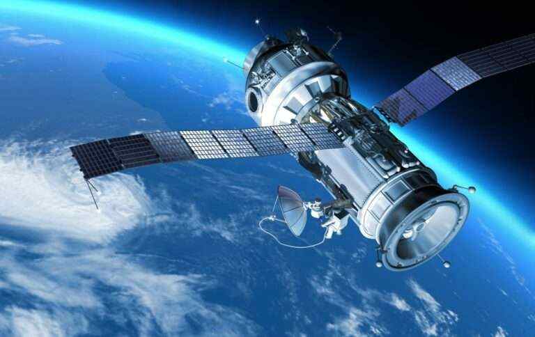 Стало відомо, хто залишив ЗСУ без супутників в умовах війни