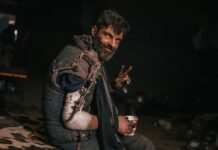 Почався порятунок військових з “Азовсталі”. З заводу вийшли понад 200 осіб, їх обміняють