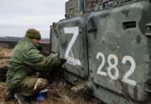 Окупанти на Слобожанському напрямку дистанційно мінують основні дороги