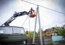 Енергетики повернули світло ще для 35 тисяч родин у Дніпропетровській та Донецькій областях, – ДТЕК