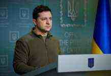 Зеленський назвав три пріоритети для відновлення економіки України