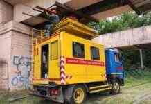 Комунальники Кам’янського провели ремонтні роботи залізничного моста