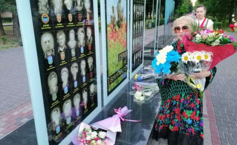 Народна артистка Ада Роговцева відвідала Кам’янське