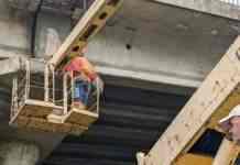 У Кам’янському продовжують ремонт мостів