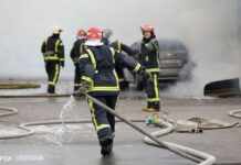 Масові пожежі, загиблі та поранені: з’явилися подробиці нічного обстрілу Харкова